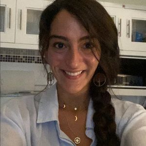 Meet your Posher, Samantha